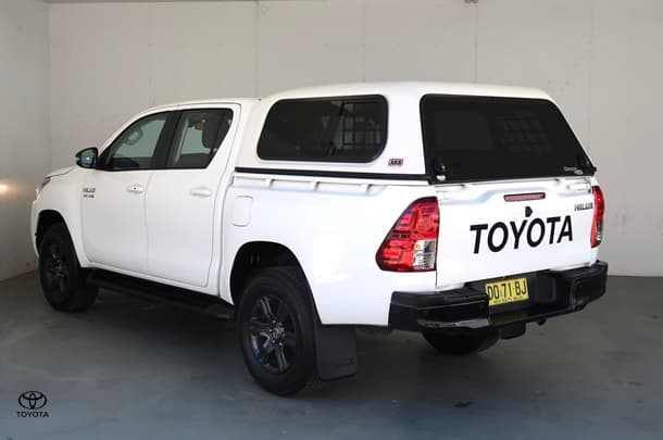 2025 Toyota Hilux SR 48V in White