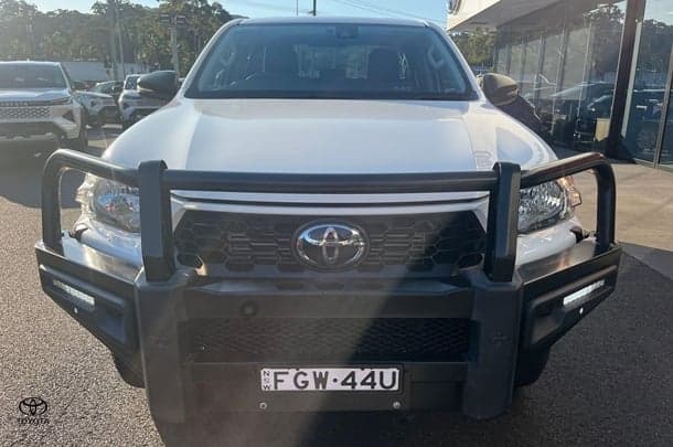 2024 Toyota Hilux SR in White