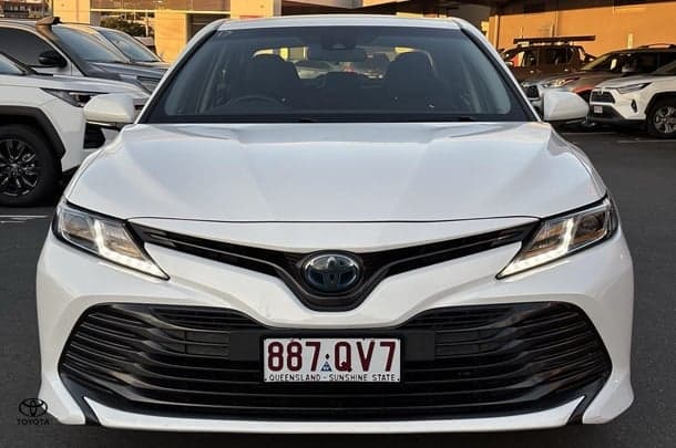2020 Toyota Camry Ascent in White