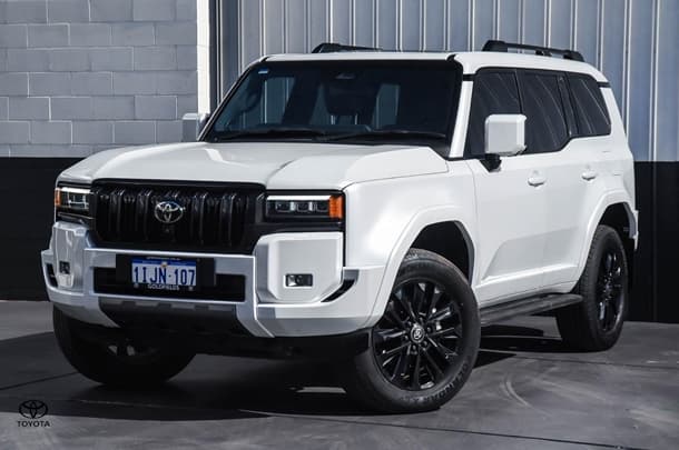 2024 Toyota Landcruiser Prado Kakadu in White