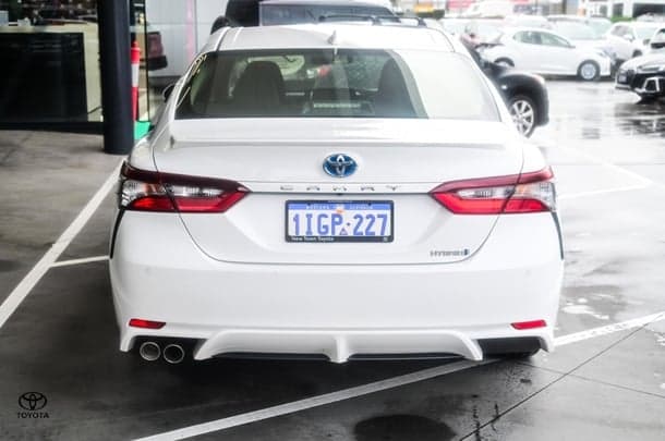 2024 Toyota Camry Ascent Sport in White
