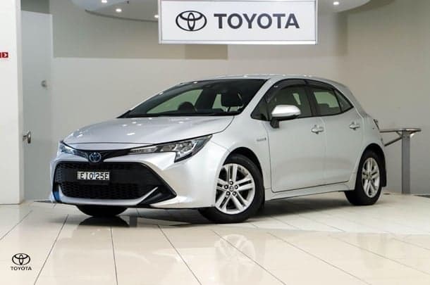 2020 Toyota Corolla Ascent Sport Hybrid in Silver