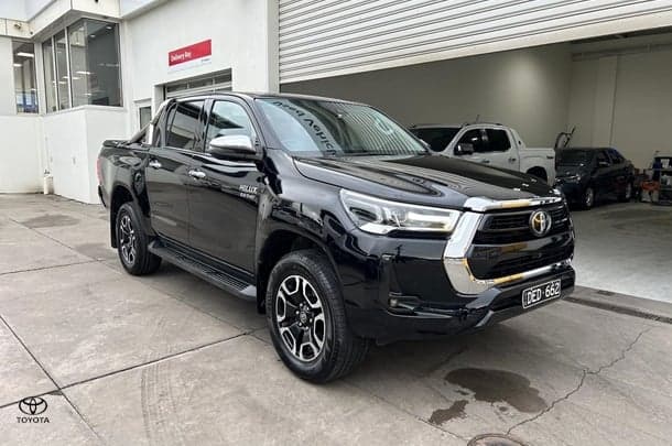 2023 Toyota Hilux SR5 in Black