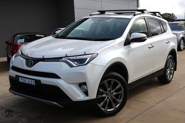 2016 Toyota RAV4 Cruiser in White