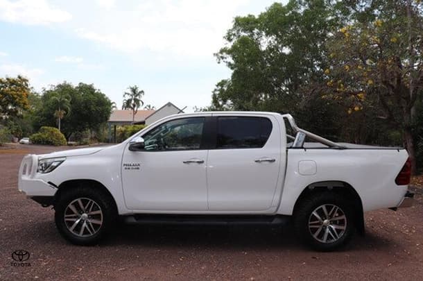 2018 Toyota Hilux SR5 in White