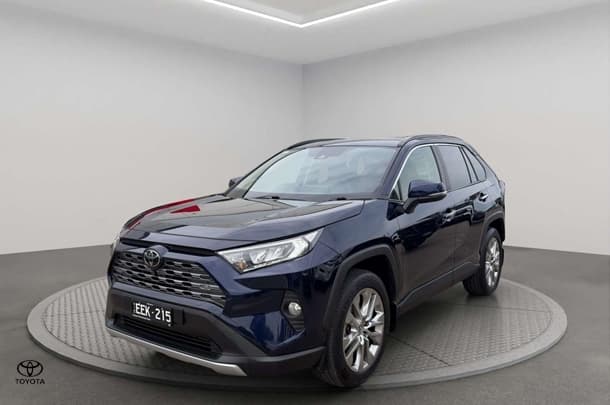 2019 Toyota RAV4 Cruiser in Blue