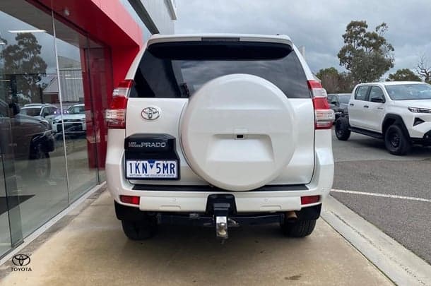 2017 Toyota Landcruiser Prado VX in White