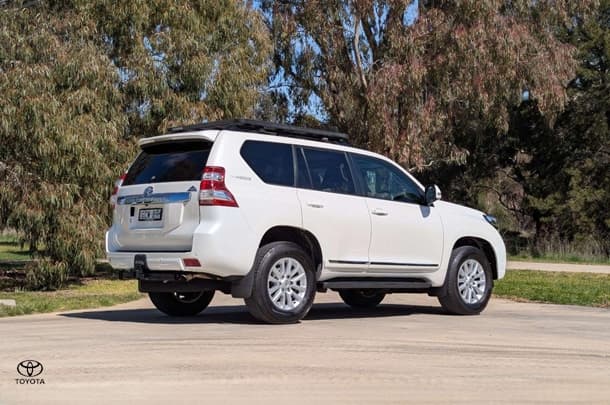 2017 Toyota Landcruiser Prado Altitude in White
