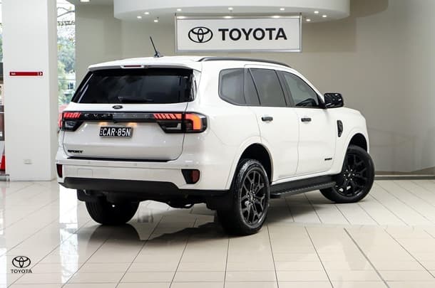 2024 Ford Everest Sport in White