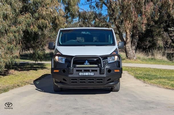 2022 Mitsubishi Express GLX in White