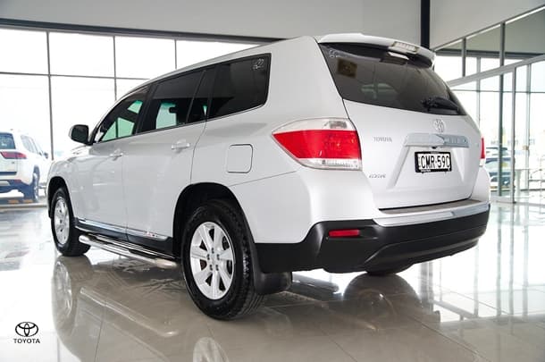 2013 Toyota Kluger KX-R in Silver