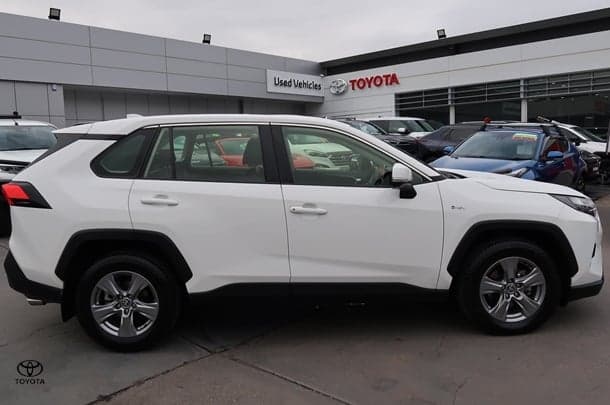 2025 Toyota RAV4 GX in White