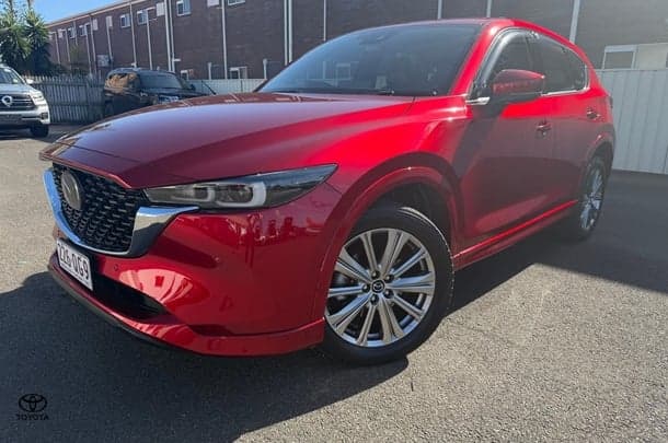 2022 Mazda CX-5 Akera in Red