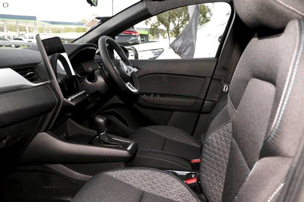 2025 Mitsubishi ASX LS in Black
