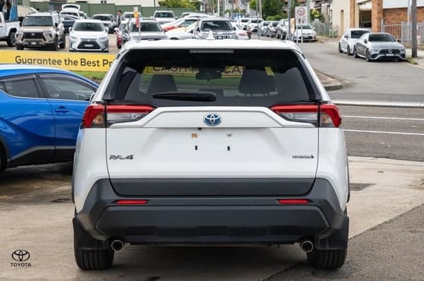 2024 Toyota RAV4 GX in White