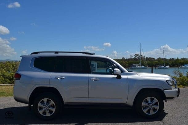 2024 Toyota Landcruiser VX in Silver