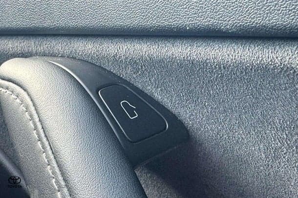 2022 Tesla Model 3 Rear-Wheel Drive in Blue
