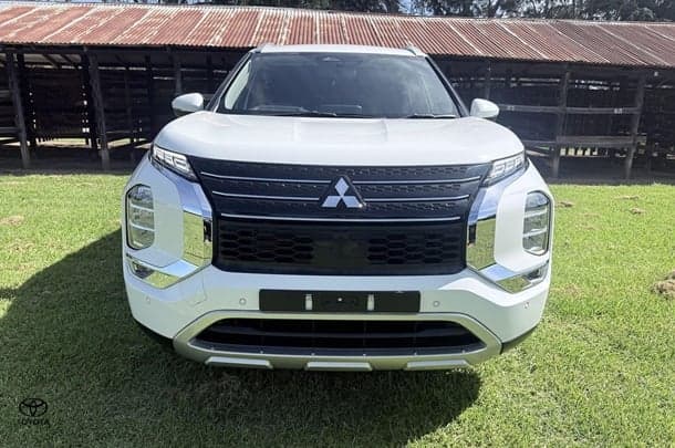 2022 Mitsubishi Outlander LS in Other