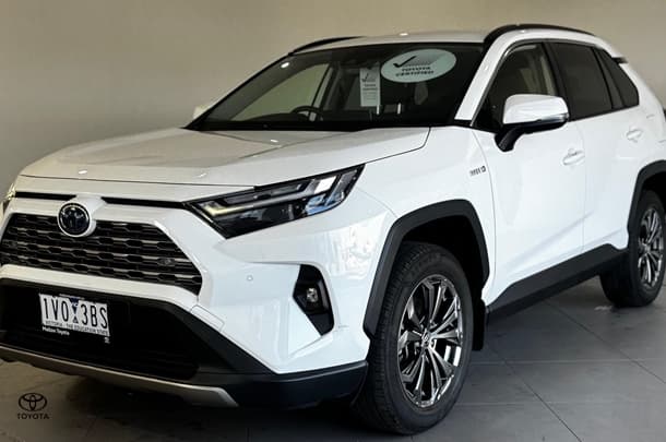 2022 Toyota RAV4 GXL AWD in White