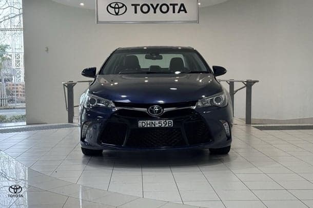 2017 Toyota Camry Atara SL in Blue