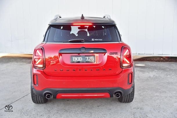 2021 MINI Countryman Cooper S Classic in Red