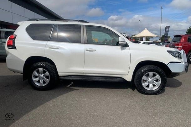 2017 Toyota Landcruiser Prado GXL in White