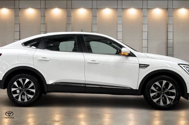 2023 Renault Arkana Zen in White