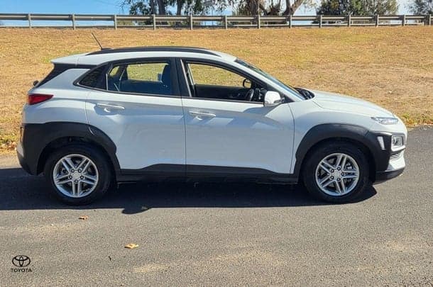 2020 Hyundai Kona Active in Atlas White