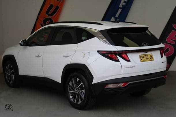 2023 Hyundai Tucson Elite in White