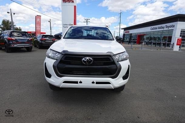 2022 Toyota Hilux SR in White