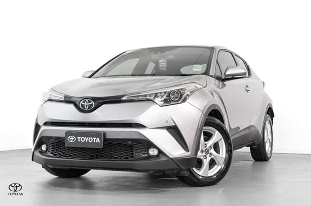 2017 Toyota C-HR Standard 2WD in Silver