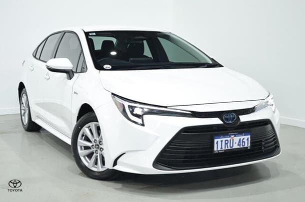 2025 Toyota Corolla Ascent Sport Hybrid in White