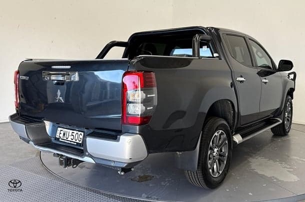 2022 Mitsubishi Triton GLS in Grey