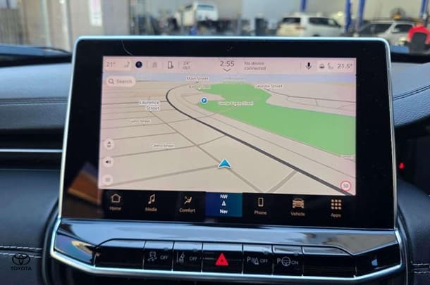2021 Jeep Compass Limited in White