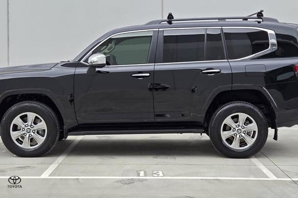 2024 Toyota Landcruiser Sahara in Black