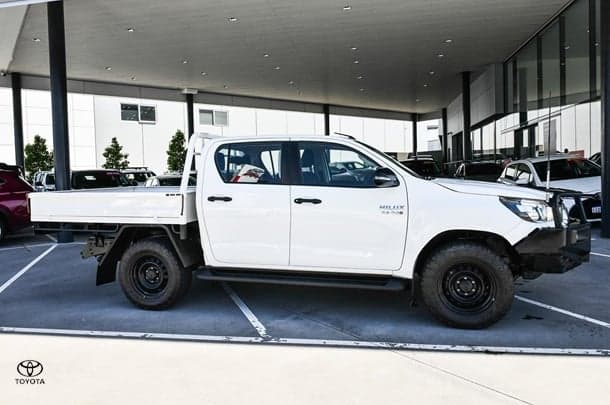 2019 Toyota Hilux SR in White