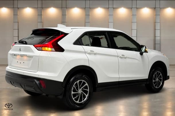 2024 Mitsubishi Eclipse Cross ES in White