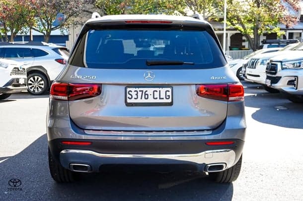 2021 Mercedes-Benz GLB-Class GLB250 in Grey