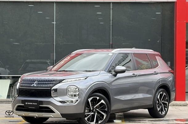 2022 Mitsubishi Outlander Aspire in Grey