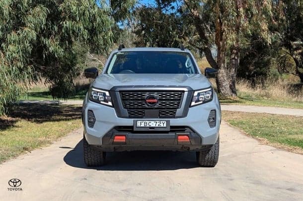 2023 Nissan Navara PRO-4X in Grey