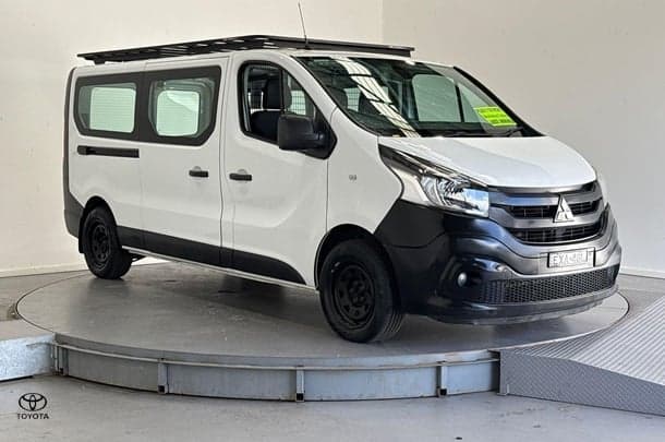 2020 Mitsubishi Express GLX in White