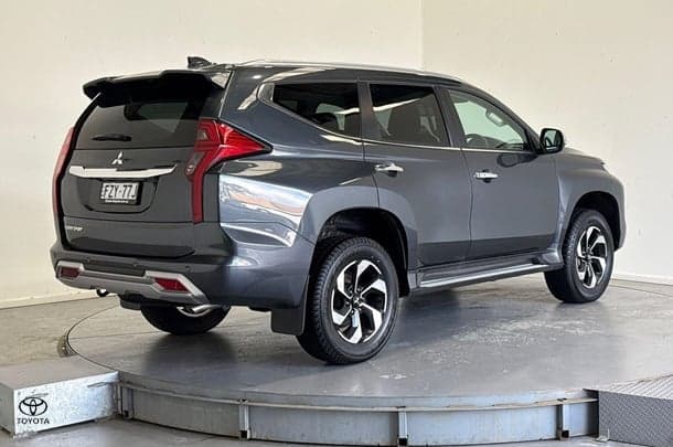 2024 Mitsubishi Pajero Sport GLS in Grey