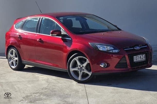 2012 Ford Focus Titanium in Grey