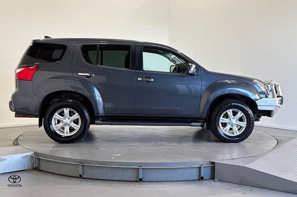 2016 Isuzu MU-X LS-U in Other