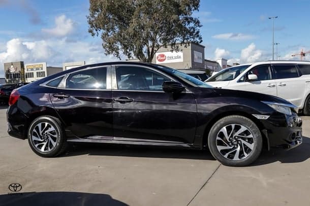 2016 Honda Civic VTi-S in Black