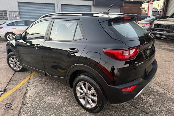 2024 Kia Stonic S in Aurora Black Pearl (Abp)