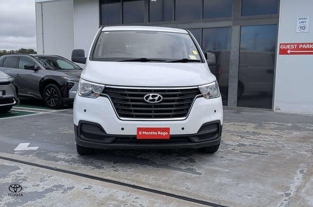 2019 Hyundai iLoad Base in White