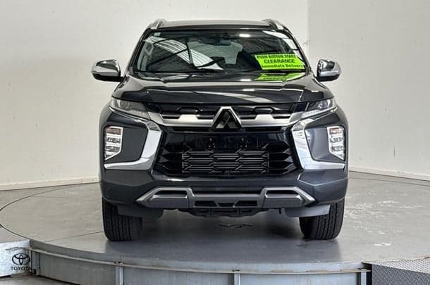 2024 Mitsubishi Pajero Sport GLS in Grey