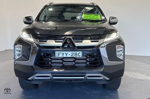 2024 Mitsubishi Pajero Sport Exceed in Grey