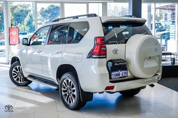 2022 Toyota Landcruiser Prado VX in White